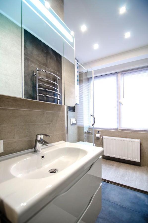 Amazing Apartment In The Center Of Kiev Exterior foto