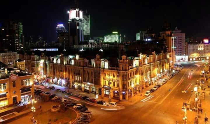 Amazing Apartment In The Center Of Kiev Exterior foto